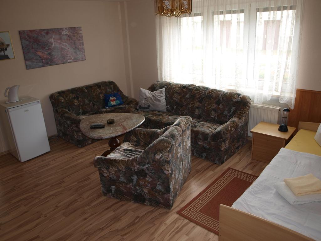 Die Frohliche Einkehr Pension Siebenlehn Номер фото